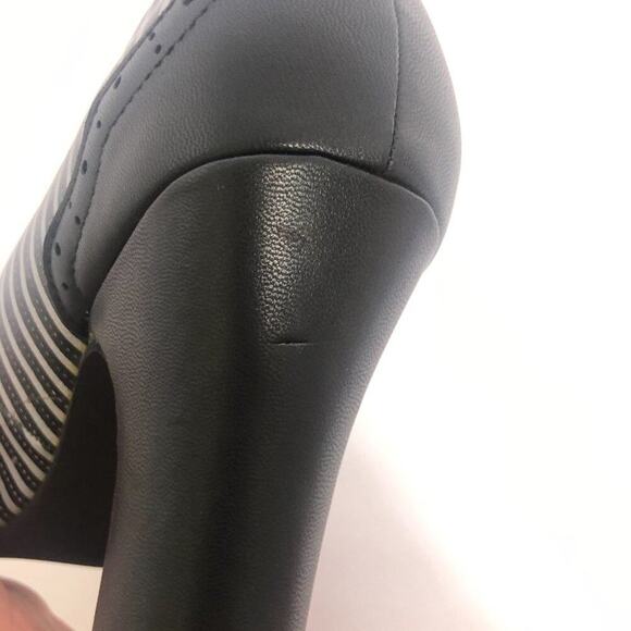 T.U.K. Striped Mary Jane Chunky Heels - Picture 10 of 10